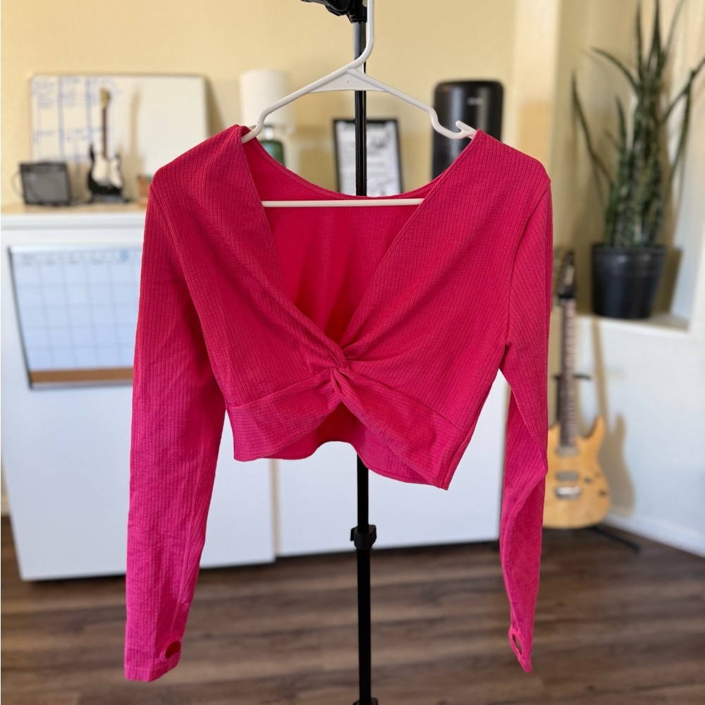 JoyLab Fuchsia Twist Front Crop Top